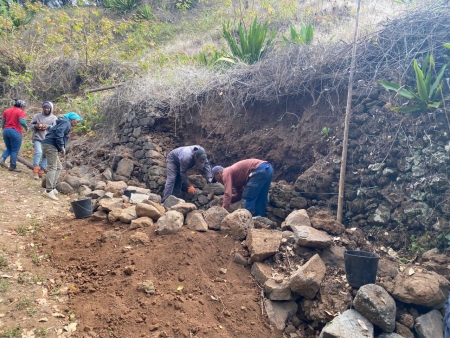 EcoRaízes | Reabilitação do caminhos vicinais do Parque Natural de Monto Gordo