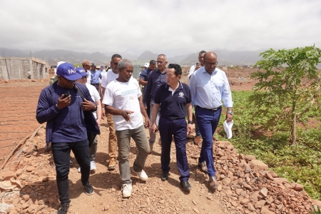 Diretor-Geral da FAO visita parcelas dos Jovens Agricultores de Casa do Meio