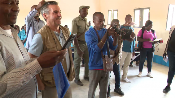 Moçambique: crianças deslocadas de Cabo Delgado com acesso a escola melhorada